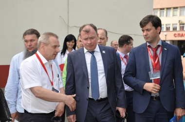 Завод MAZ посетила делегация из Свердловской области